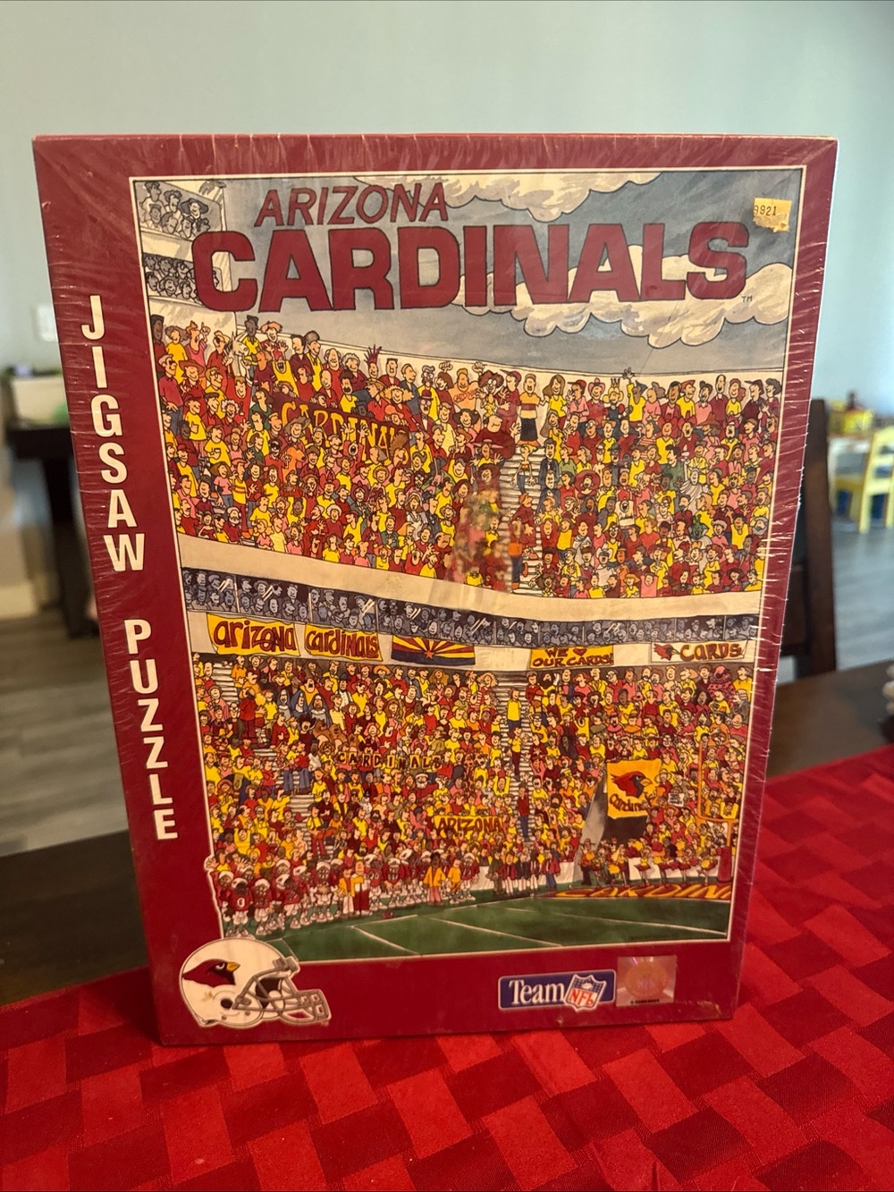 Red Jigsaw Puzzle - Team Gear Arizona cardinals - Picture 2 of 4
